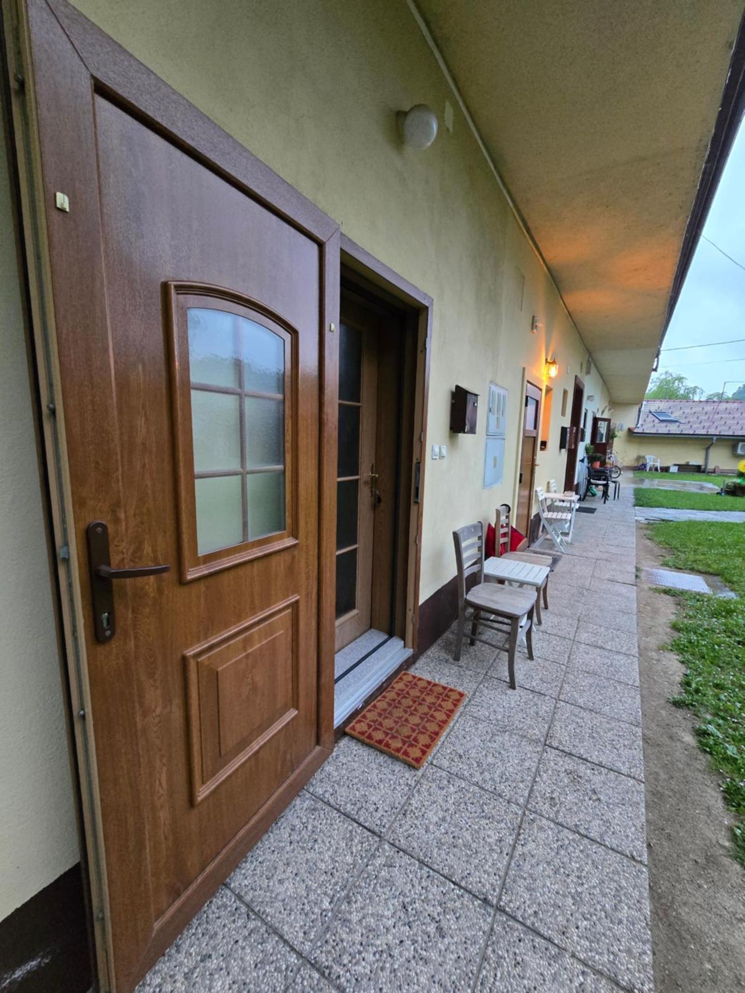Neptun Apartment *